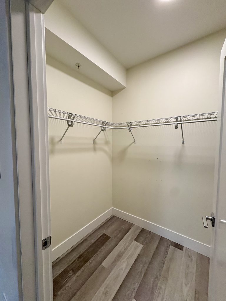 727 Coverdale Rd Apartment